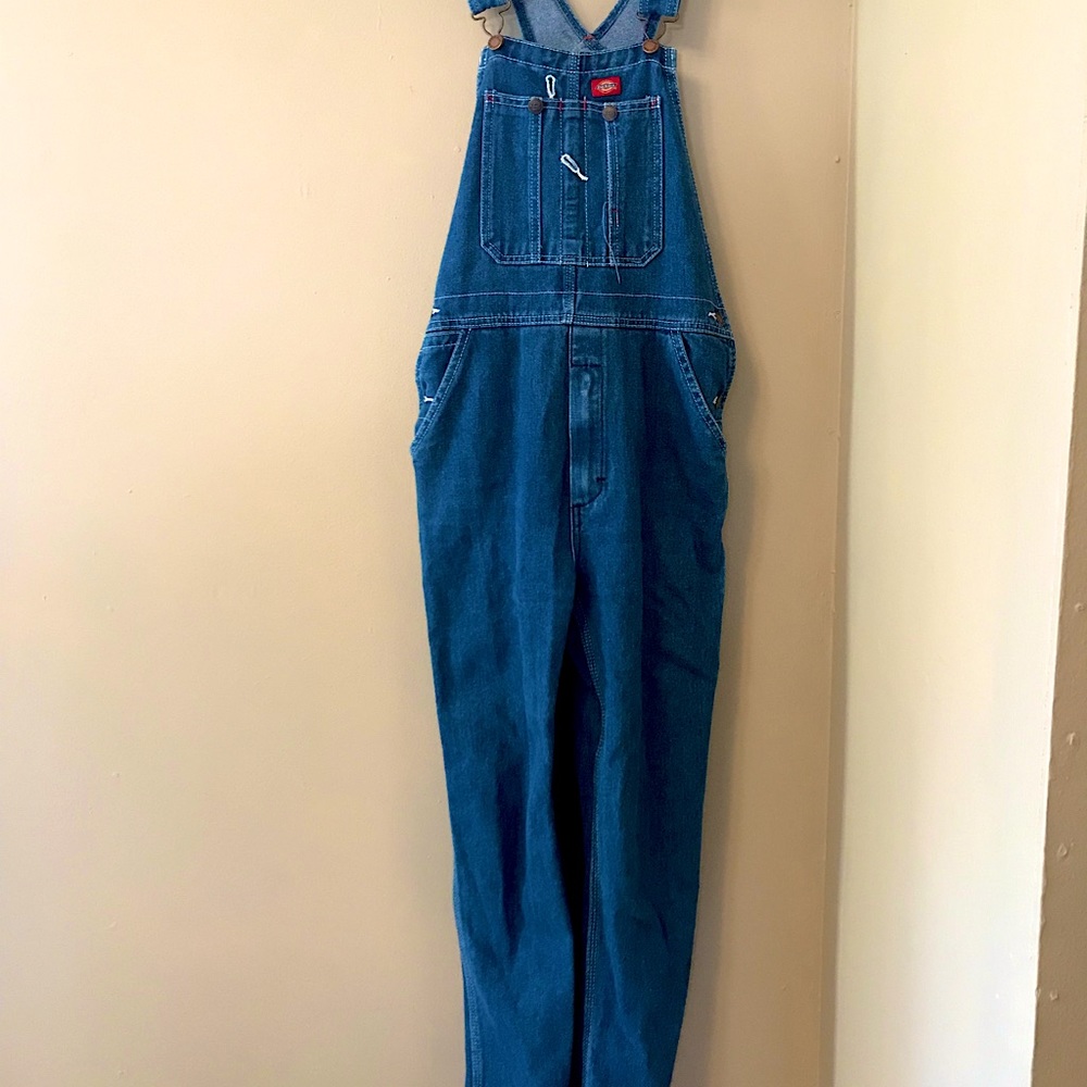 Dickies Big Boy Denim Bib Overall. Size Large. Smoke free household.